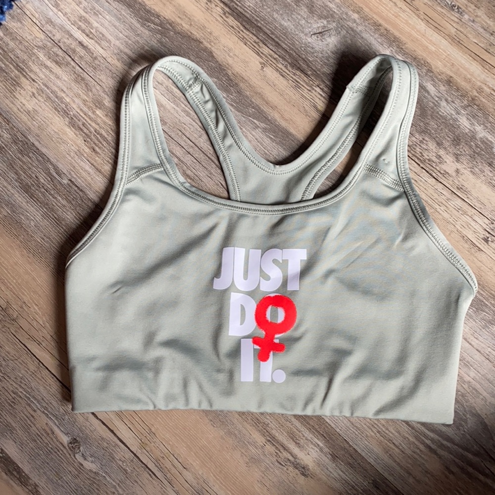 Nike sports bra